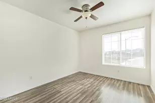 1002 W Kelton Ln, Phoenix, AZ 85023 - Photo 24