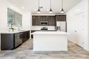 300 N Gila Springs Blvd, Chandler, AZ 85226 - Photo 2