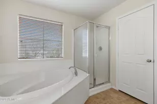 1385 S Hawk Ln, Gilbert, AZ 85296 - Photo 26