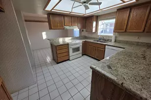 26617 S Beech Creek Dr, Sun Lakes, AZ 85248 - Photo 14