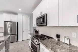 12554 W Candelaria Dr, Sun City West, AZ 85375 - Photo 10