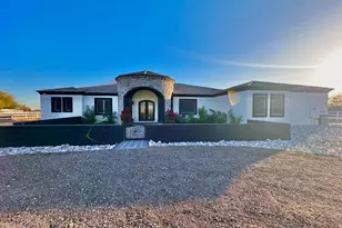 17617 W Rose Ln, Waddell, AZ 85355 - Photo 8