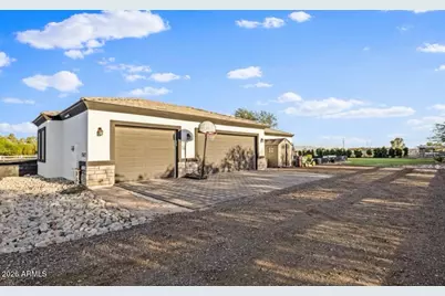 17617 W Rose Lane, Waddell, AZ 85355 - Photo 2