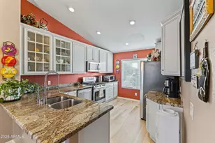 922 W Hudson Way, Gilbert, AZ 85233 - Photo 6