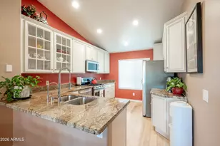 922 W Hudson Way, Gilbert, AZ 85233 - Photo 8
