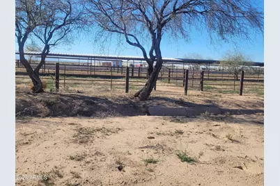 8050 S Bianco Road, Casa Grande, AZ 85193 - Photo 4