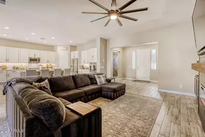14132 W Gray Fox Trail, Surprise, AZ 85387 - Photo 6