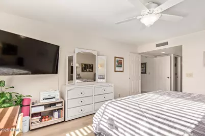 9329 W Topeka Drive, Peoria, AZ 85382 - Photo 18