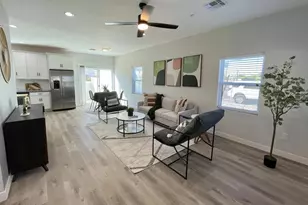 815 E Roma Ave, Phoenix, AZ 85014 - Photo 2