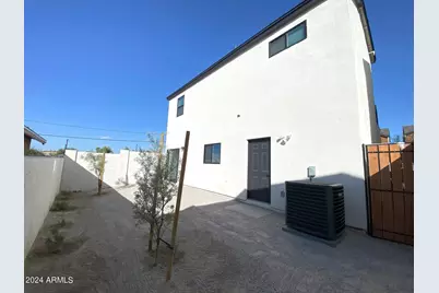 815 E Roma Avenue #5, Phoenix, AZ 85014 - Photo 8