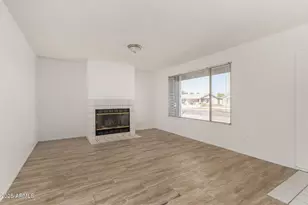 2201 W Topeka Dr, Phoenix, AZ 85027 - Photo 8