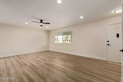 10207 W Alabama Avenue, Sun City, AZ 85351 - Photo 6