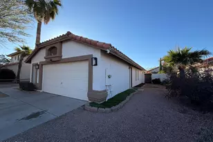 473 W Smoke Tree Rd, Gilbert, AZ 85233 - Photo 4