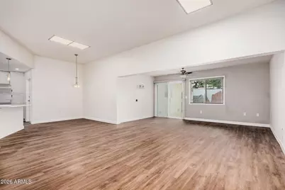 16635 N 103rd Avenue, Sun City, AZ 85351 - Photo 10