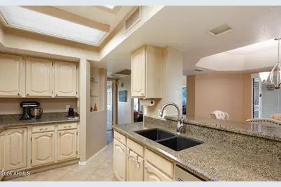 18888 N 91st Lane, Peoria, AZ 85382 - Photo 10