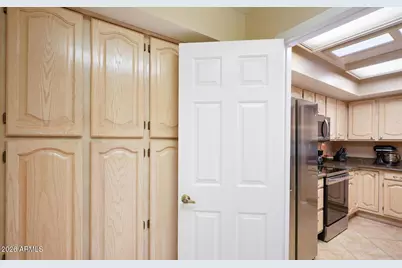 18888 N 91st Lane, Peoria, AZ 85382 - Photo 12