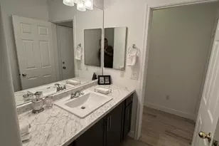 1718 W Colter St, Phoenix, AZ 85015 - Photo 18