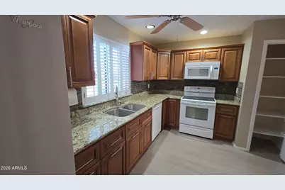 16616 E Palisades Boulevard #109, Fountain Hills, AZ 85268 - Photo 6