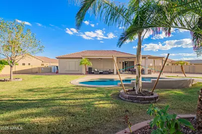 8430 N 181st Drive, Waddell, AZ 85355 - Photo 32