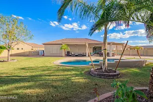 8430 N 181st Dr, Waddell, AZ 85355 - Photo 32