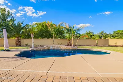 8430 N 181st Drive, Waddell, AZ 85355 - Photo 28
