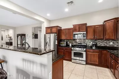 8430 N 181st Drive, Waddell, AZ 85355 - Photo 12