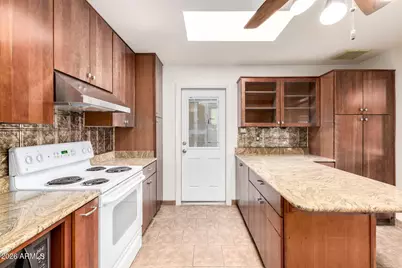 7538 E Portland Street, Scottsdale, AZ 85257 - Photo 8