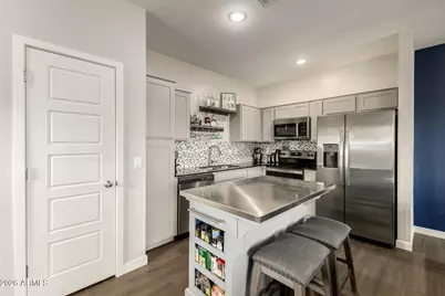 8262 N 22nd Drive, Phoenix, AZ 85021 - Photo 10