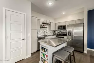 8262 N 22nd Dr, Phoenix, AZ 85021 - Photo 10