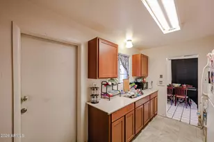 1109 N 27th Dr, Phoenix, AZ 85009 - Photo 22