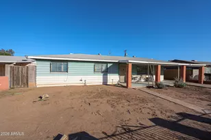 1109 N 27th Dr, Phoenix, AZ 85009 - Photo 2