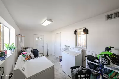 1109 N 27th Drive, Phoenix, AZ 85009 - Photo 24