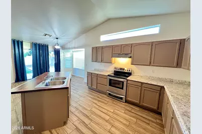 255 S Kingston Street, Chandler, AZ 85225 - Photo 6