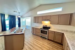 255 S Kingston St, Chandler, AZ 85225 - Photo 6