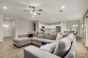 8827 W Tinajas Dr, Arizona City, AZ 85123 - Photo 10