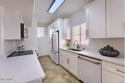 11333 N 92nd Street #1118, Scottsdale, AZ 85260 - Photo 8