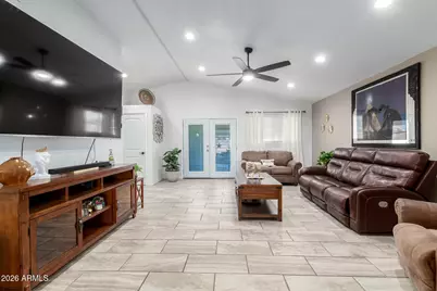 1048 W Heather Drive, Mesa, AZ 85201 - Photo 4