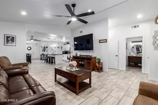 1048 W Heather Dr, Mesa, AZ 85201 - Photo 6