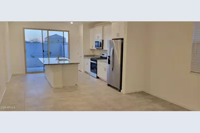 19030 N Silver Dog Way, Maricopa, AZ 85138 - Photo 4