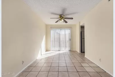 16021 N 25th Drive, Phoenix, AZ 85023 - Photo 8