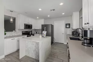 1022 E Pedro Rd, Phoenix, AZ 85042 - Photo 12