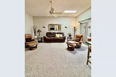 17428 N Boswell Boulevard, Sun City, AZ 85373 - Photo 10
