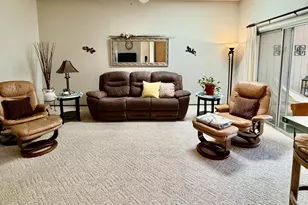 17428 N Boswell Blvd, Sun City, AZ 85373 - Photo 10