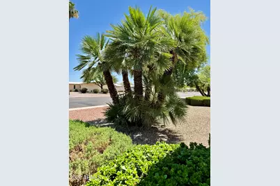 17428 N Boswell Boulevard, Sun City, AZ 85373 - Photo 8