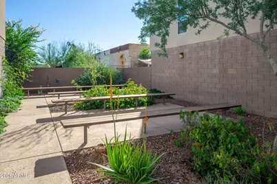 727 E Portland Street #6, Phoenix, AZ 85006 - Photo 26