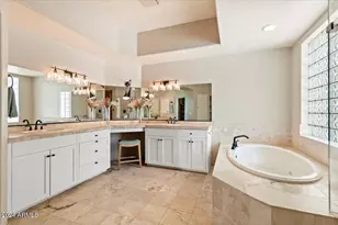9735 E Cortez St, Scottsdale, AZ 85260 - Photo 16