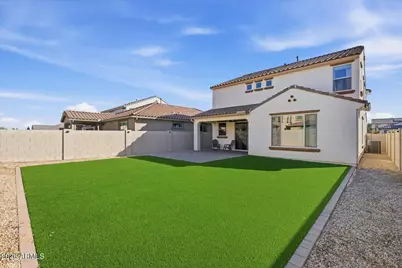 9038 W Luke Avenue, Glendale, AZ 85305 - Photo 2