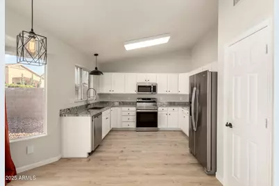 20037 N 110th Lane, Sun City, AZ 85373 - Photo 12