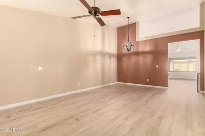 20037 N 110th Lane, Sun City, AZ 85373 - Photo 6