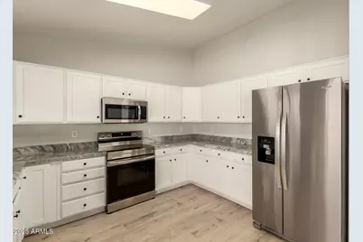 20037 N 110th Lane, Sun City, AZ 85373 - Photo 12